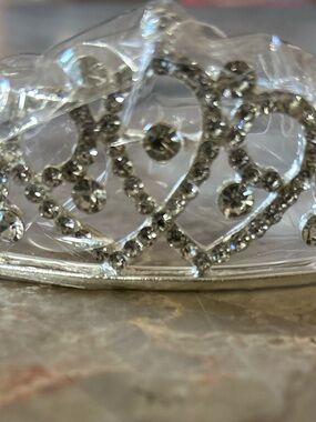 Amazon Silver Rhinestone Heart Tiara Accessory